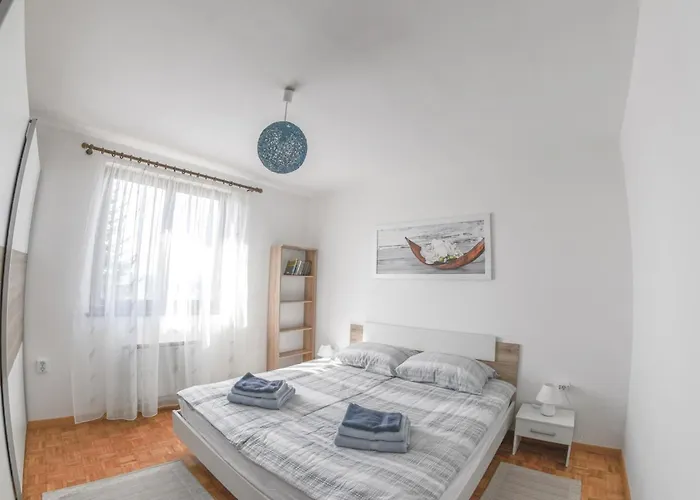 Apartma Breza *